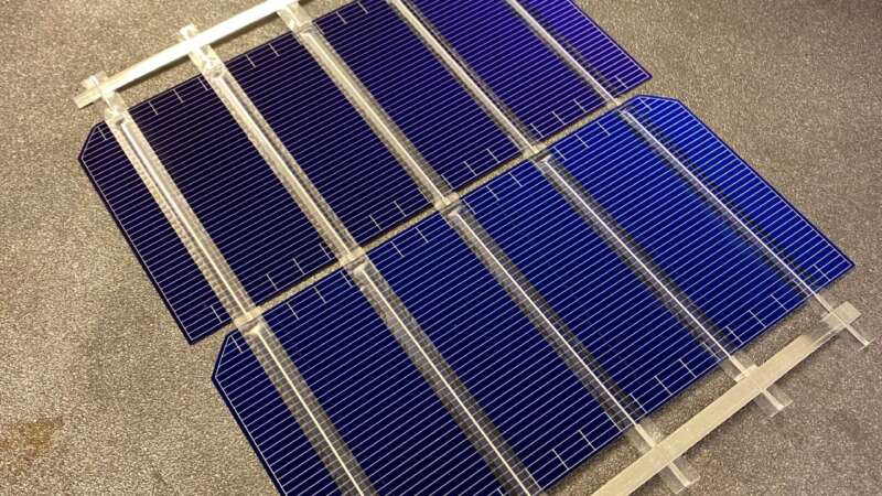 Solceller solpaneler och solcellsmoduler EcoTech Solenergi