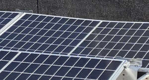 Besiktning solceller böjd panel
